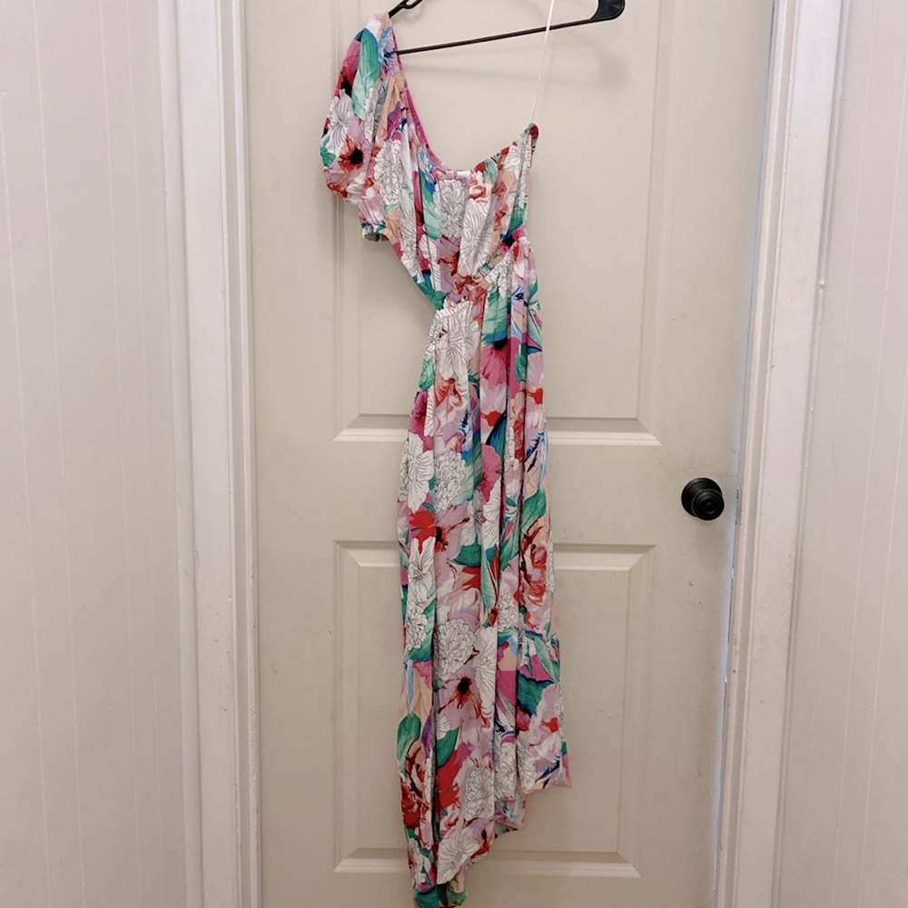 XL Floral America and Beyond Maxi Cutout Dress